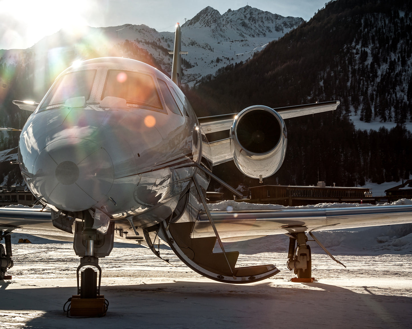 Private Jet Charter | Tailored Jet Hire & Luxury Flights | VILLIERS