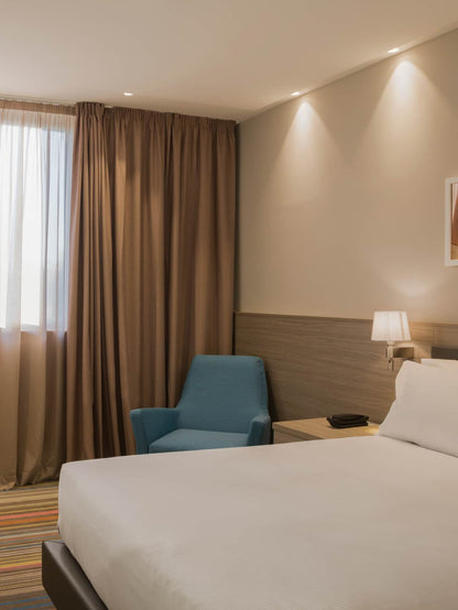 Hampton by Hilton Hotels – Hampton Inn