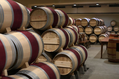 a row of baskets sitting in a row 
